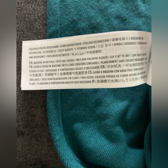 NWT Abercrombie & Fitch Teal Top - Picture 4 of 5